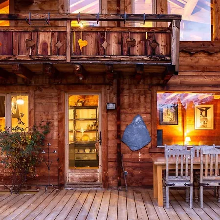Chalet In The Woods With Mont Blanc View + Fireplace *