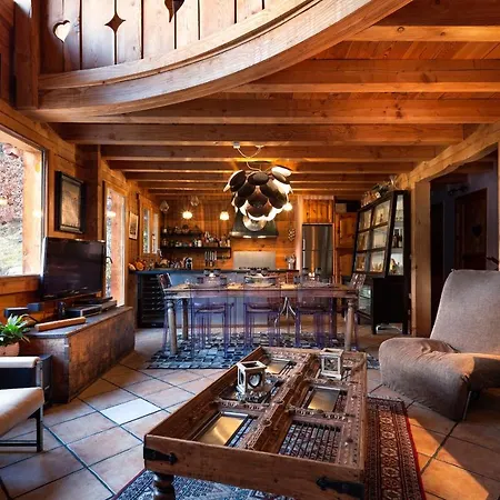 Chalet In The Woods With Mont Blanc View + Fireplace