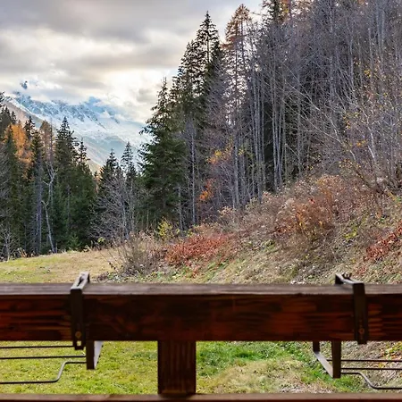 Chalet In The Woods With Mont Blanc View + Fireplace * Chamonix